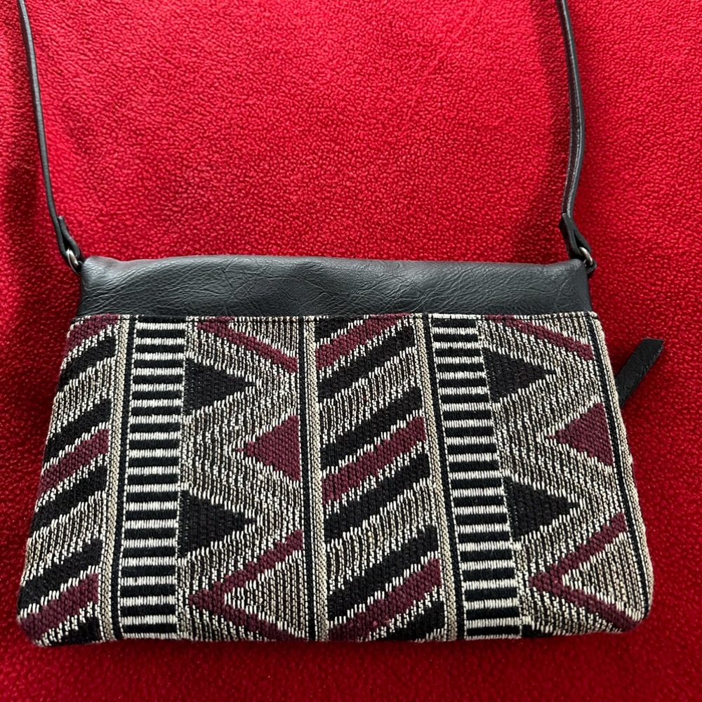 Purse. - Picture 2 of 5